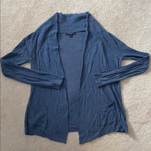 Lightweight cardigan